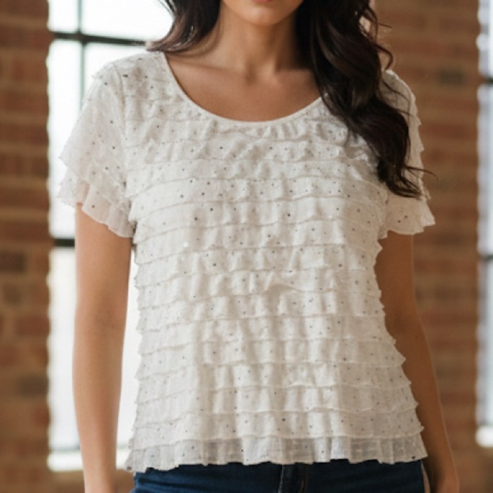 Notations White Ruffled Sequin Short Sleeve Top- Size M